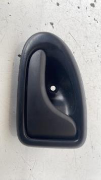 Poignee interieur avant droit