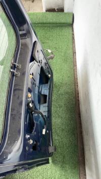 Porte de coffre gauche