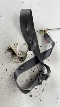 Ceinture arriere droit