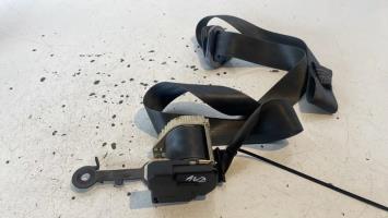 Ceinture avant droit