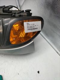 Optique avant secondaire gauche (feux)(clignotant)