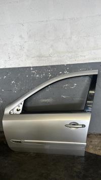 Porte avant gauche