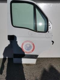 Porte avant droit