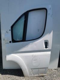 Porte avant gauche