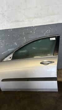 Porte avant gauche