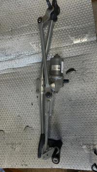 Moteur essuie glace avant