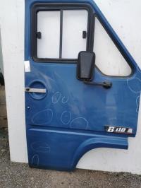 Porte avant droit