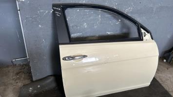 Porte avant droit