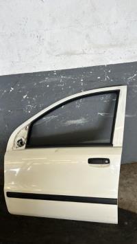 Porte avant gauche