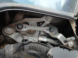 Moteur essuie glace avant gauche