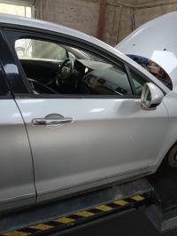 Porte avant droit