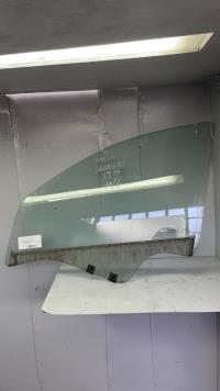 Vitre avant gauche