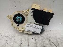 Moteur leve vitre avant droit