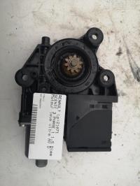 Moteur leve vitre avant droit