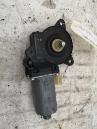 Moteur leve vitre avant droit