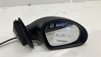 Retrovisor derecho