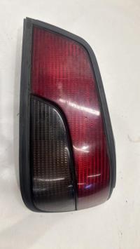 Fanale posteriore principale destro (luci)
