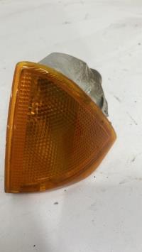 Óptica delantera secundaria izquierda (luces) (intermitente)