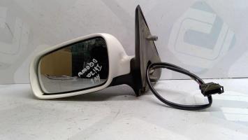 Retrovisor izquierdo