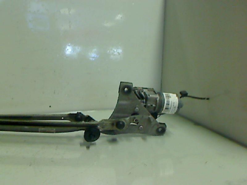 Moteur essuie glace avant