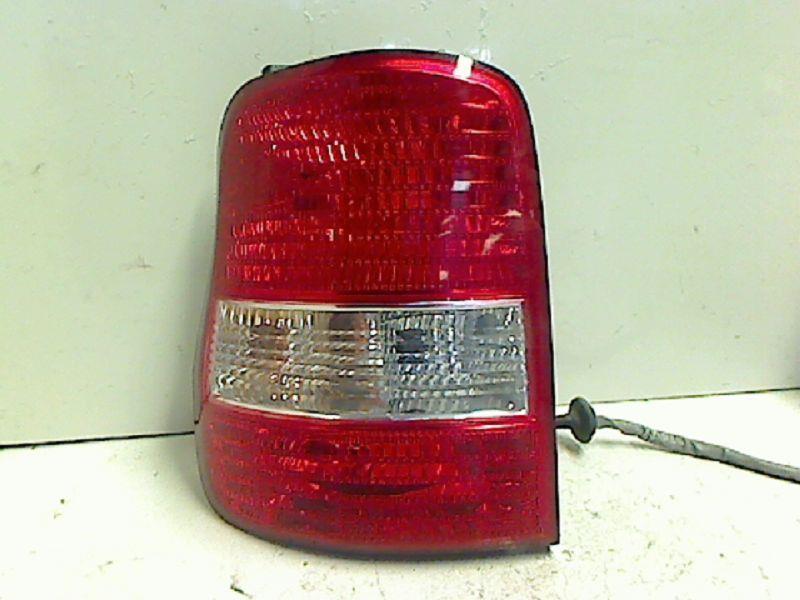 Fanale posteriore principale sinistro (luci)