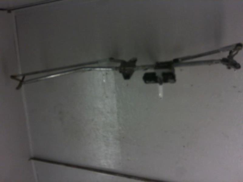 Moteur essuie glace avant