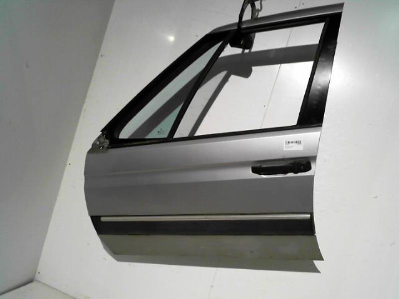 Porte avant gauche