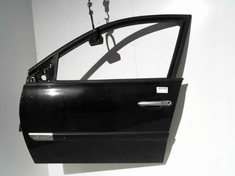Porte avant gauche