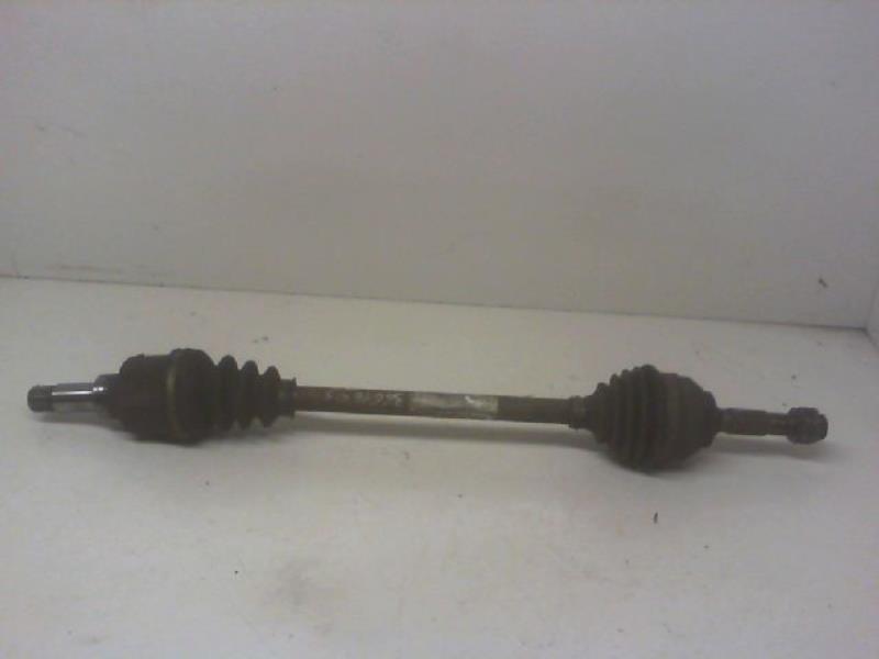 Cardan gauche (transmission)