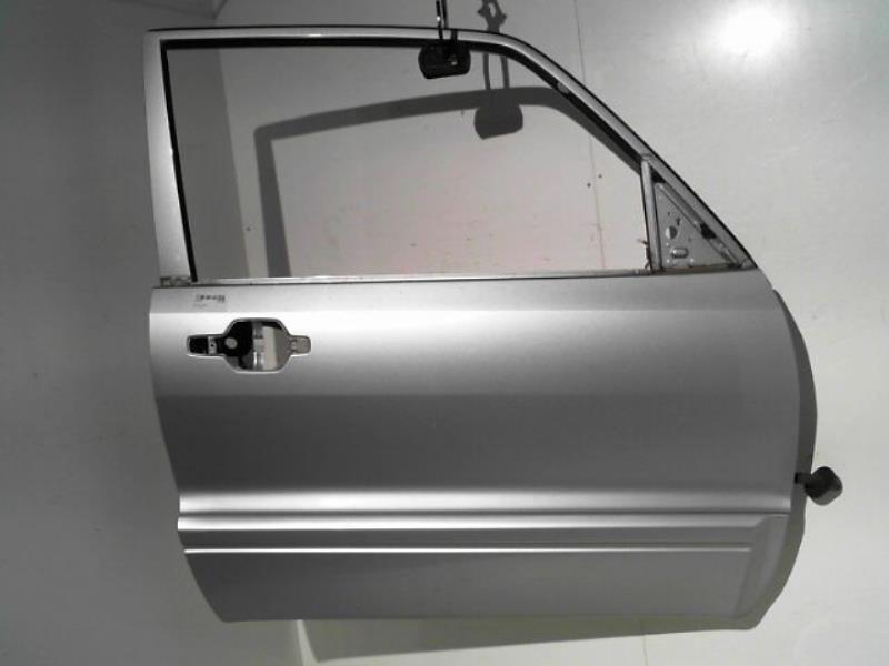 Porte avant droit