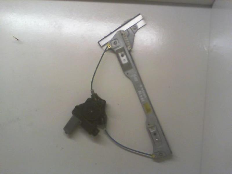 Leve vitre electrique avant droit