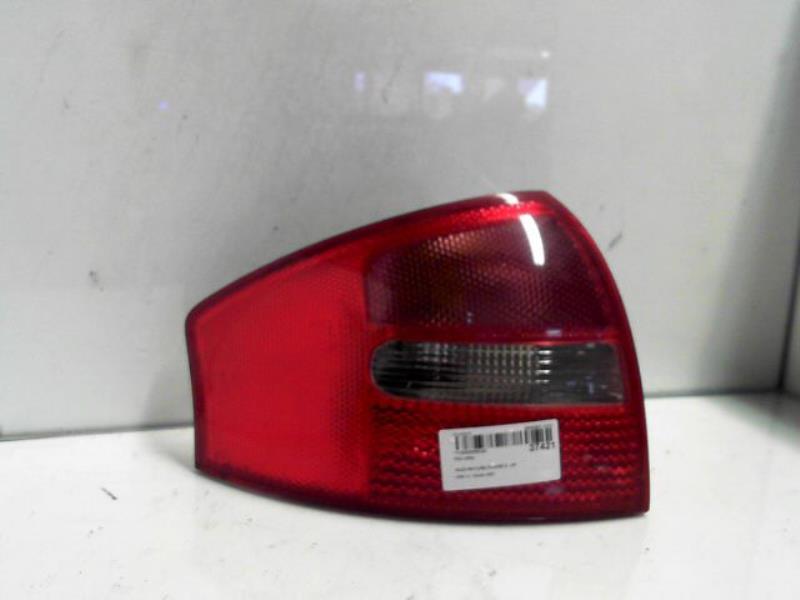 Feu arriere principal gauche (feux)