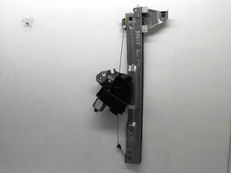 Leve vitre electrique avant droit