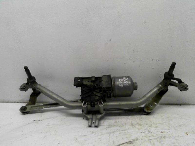Moteur essuie glace avant