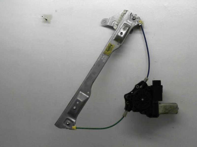 Elevalunas eléctrico delantero derecho