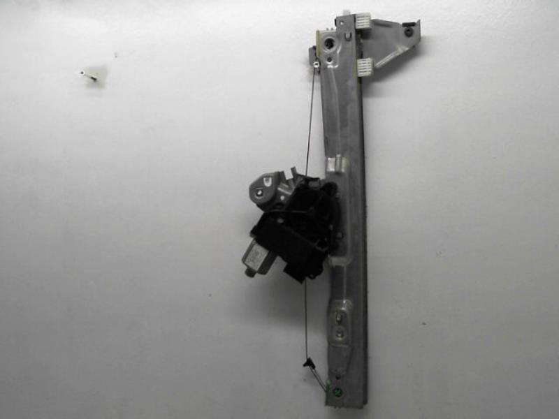Leve vitre electrique avant droit