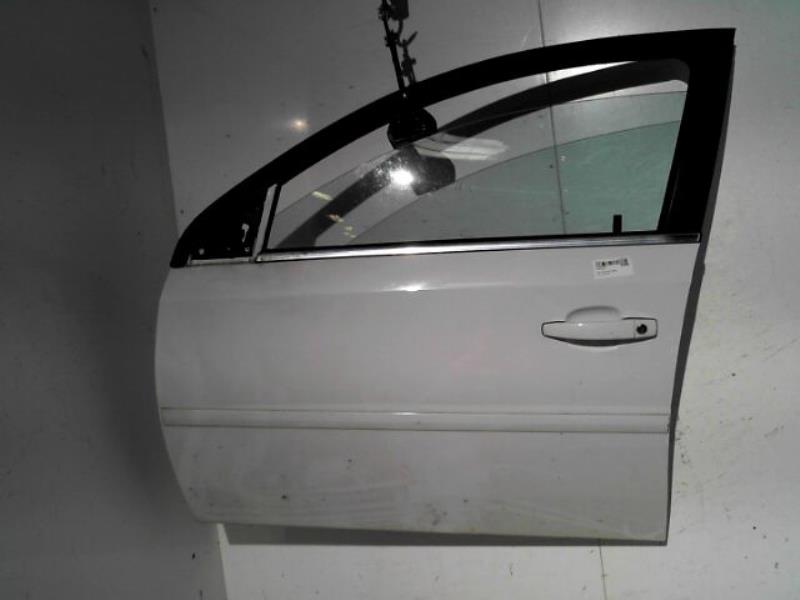 Porte avant gauche