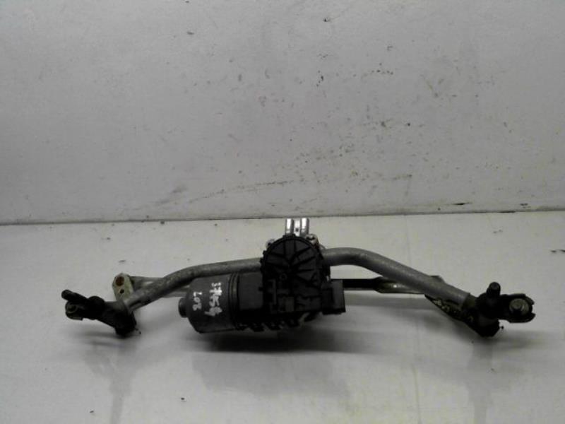 Moteur essuie glace avant
