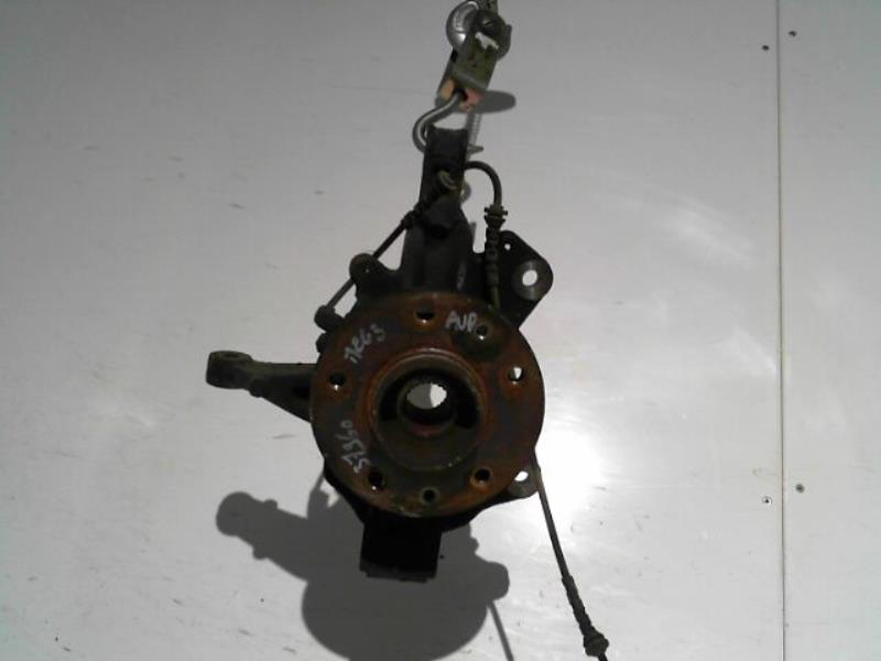 Fusee avant droit