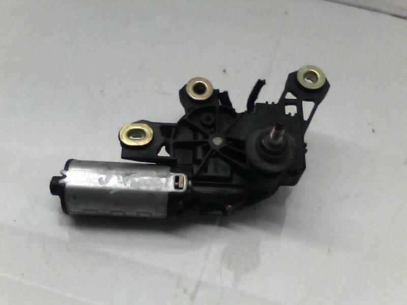 Moteur essuie glace arriere