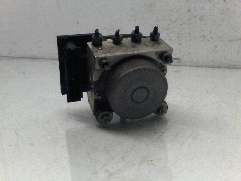 Bloc ABS (freins anti-blocage)