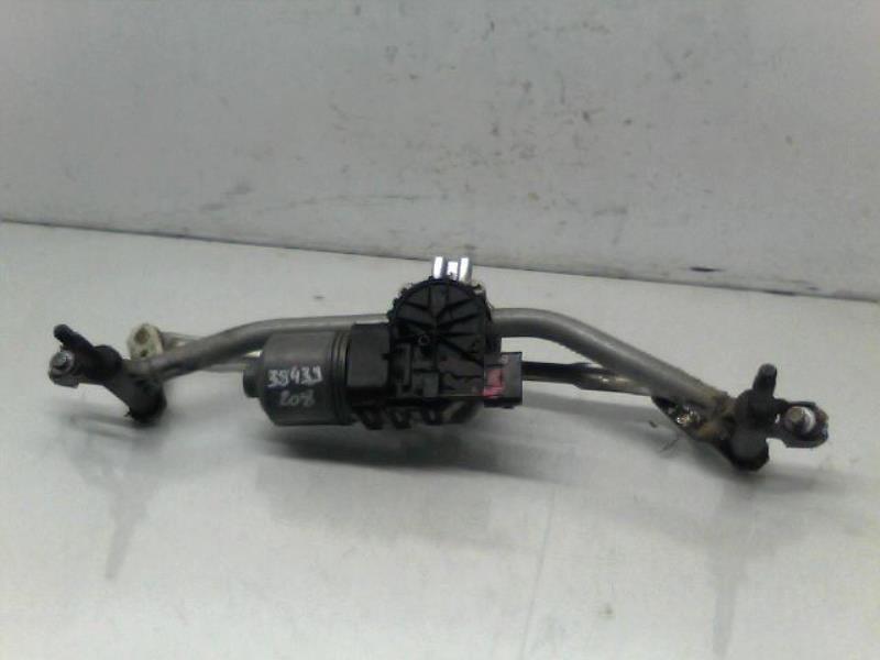 Moteur essuie glace avant