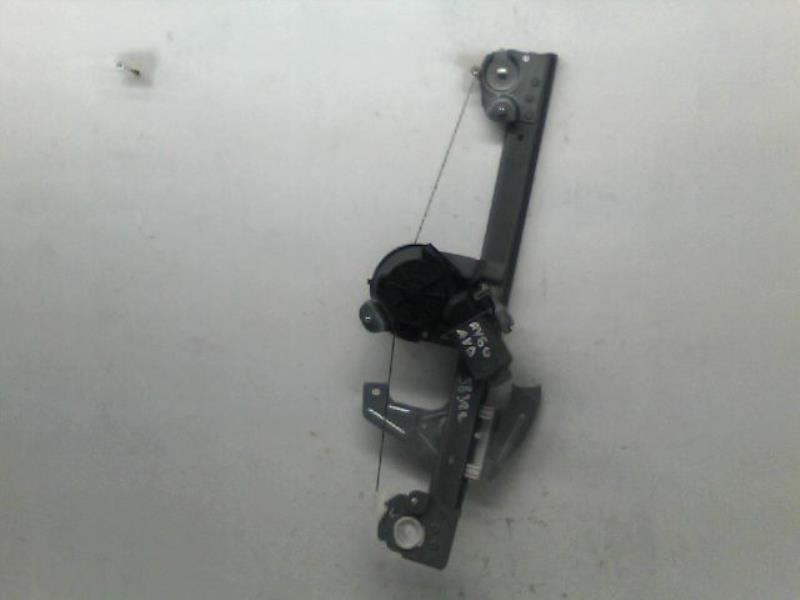 Leve vitre electrique avant droit