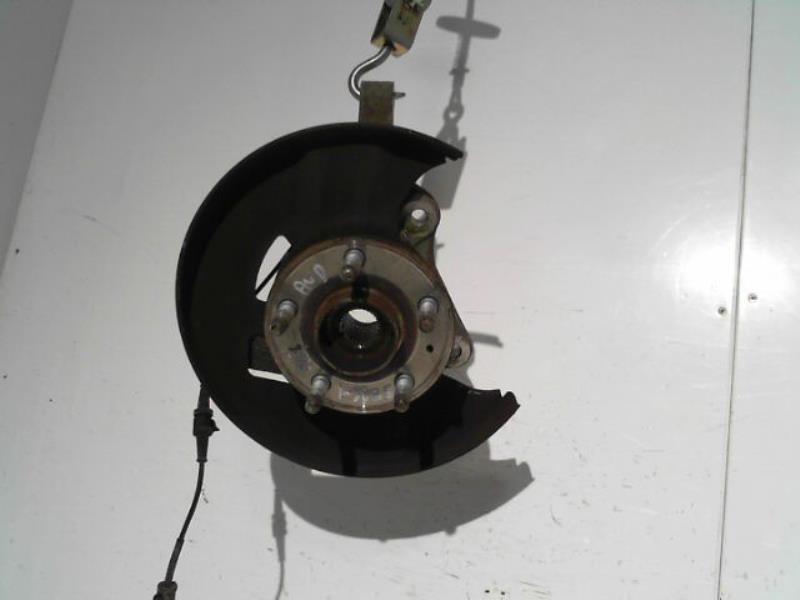 Fusee avant droit
