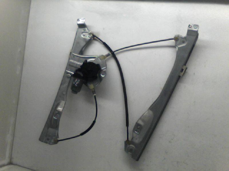 Leve vitre electrique avant droit