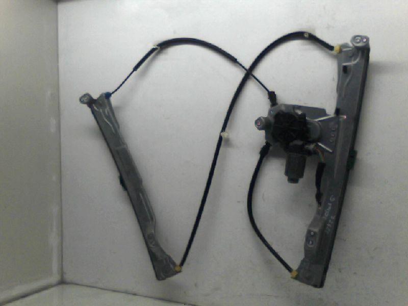 Leve vitre electrique avant gauche
