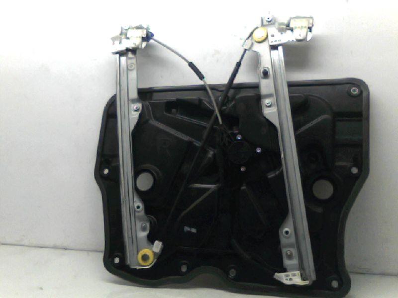 Leve vitre electrique avant droit