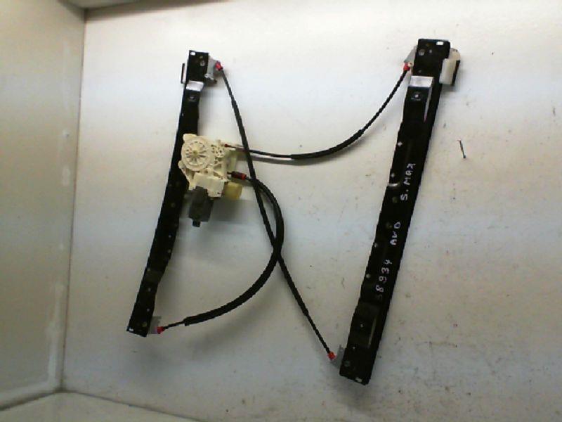Leve vitre electrique avant droit