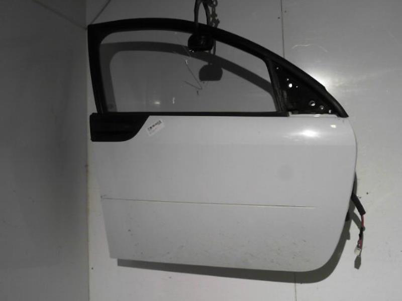 Porte avant droit