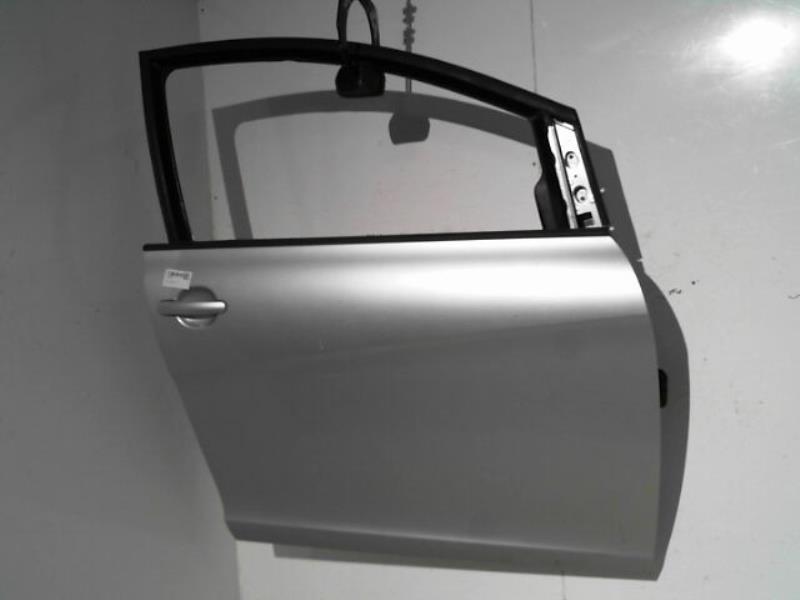 Porte avant droit